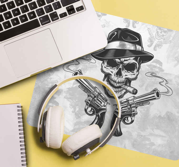 Mouse pad gaming calavera con armas - TenVinilo