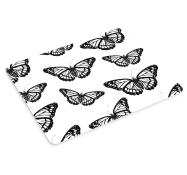 Svartvit fjäril original musmatta - Tenstickers