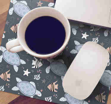 Turtle and Fish Under the water mouse pad - TenStickers