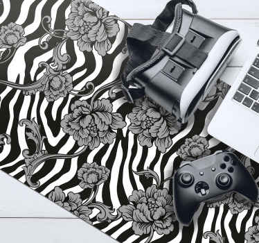 Blomstermotiv med sebrautskrift - Tenstickers