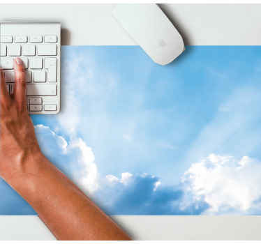 Hermosas nubes en el cielo más alfombrillas de ratón - TenVinilo