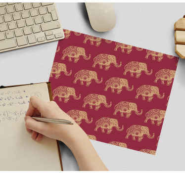 Raudonas dramblys rašo daugiau pelės kilimėlių - „Tenstickers“