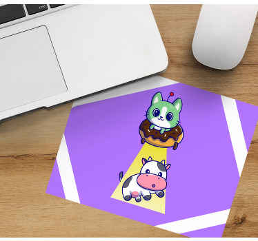 Ulkomaalainen kissa lehmän kanssa Alkuperäinen hiirimatto - Tenstickers