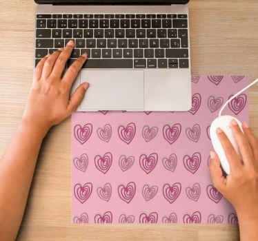 Doodle hearts pink pattern mousepad - TenStickers