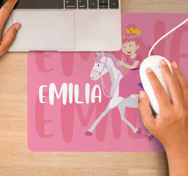 Mauspad mit namen prinzessin reitendes einhorn - TenStickers