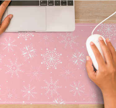 Christmas mouse pad with snowflake design - TenStickers