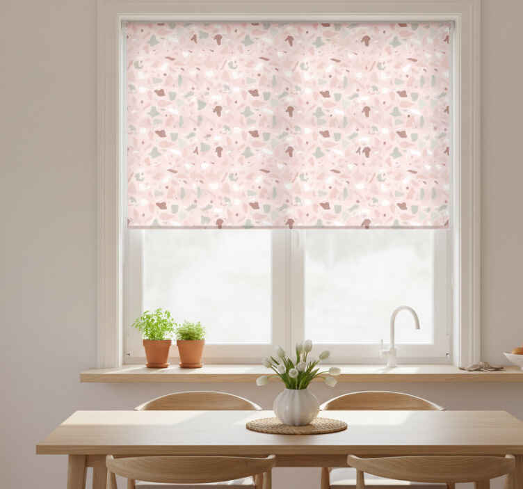 Persiana enrollable para cocina en tonos rosa terrazzo - TenVinilo