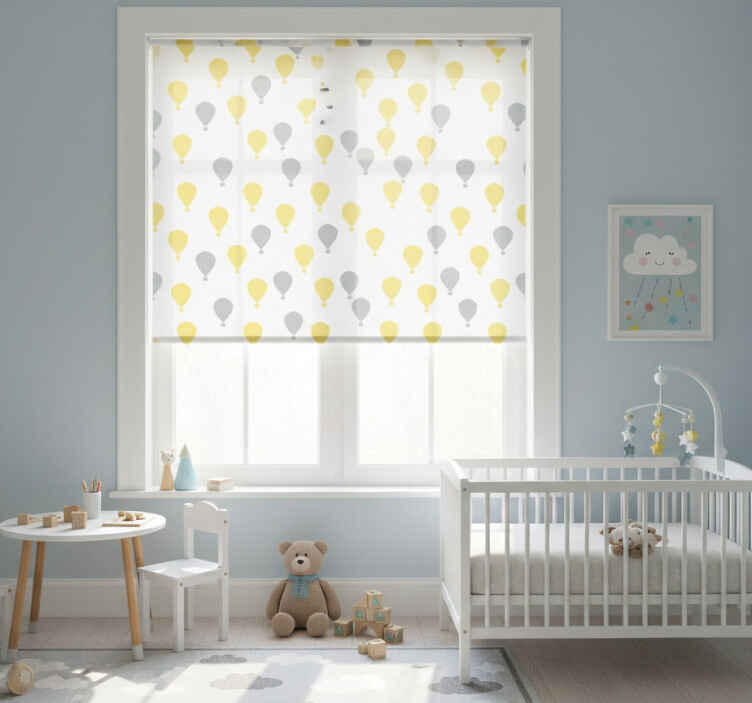 Children room roller blind hot air balloon design - TenStickers