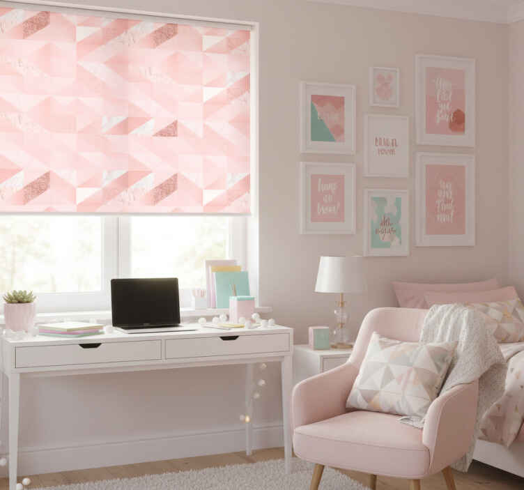 Store enrouleur pour chambre ado fond géométrique rose girly - TenStickers