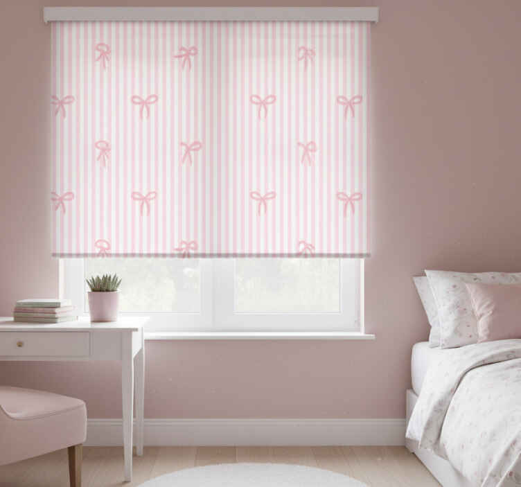 Pink roller blind with pink stripes and bows - TenStickers