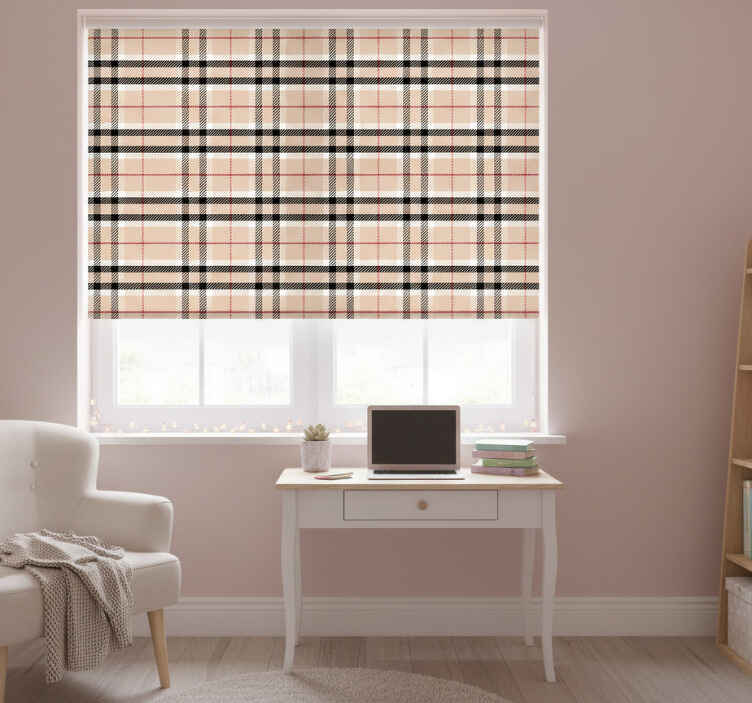 Pink roller blind with burberry check pattern - TenStickers