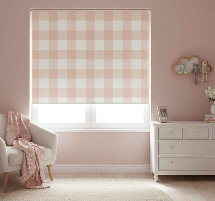 Pink roller blind in a pink check pattern - TenStickers