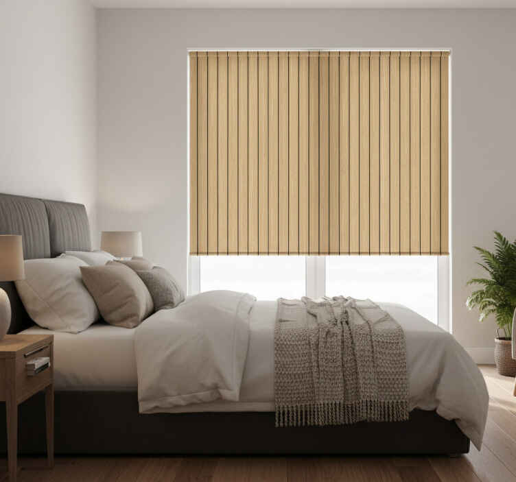 Elegant blind with vertical wooden slats - TenStickers