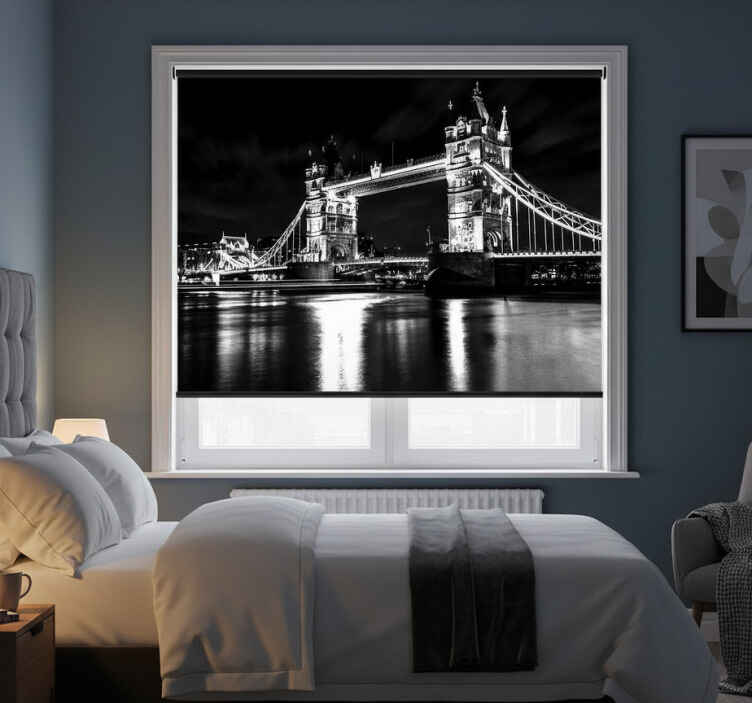 Rolgordijn zwart london bridge nacht - TenStickers