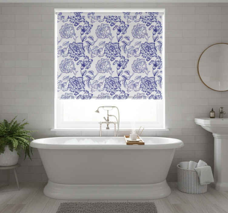 Cortina roller azul con patrones florales elegantes - TenVinilo