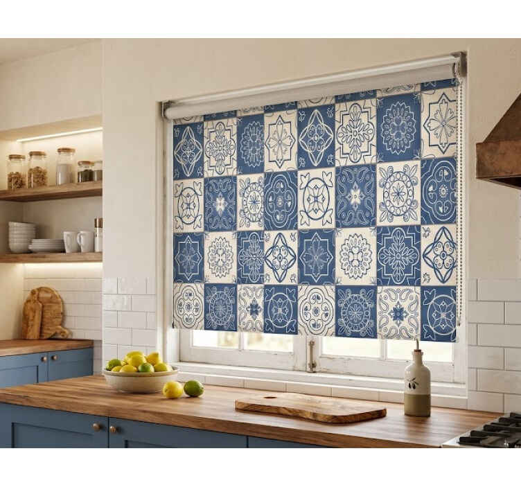 Cortina roller azul estampado de azulejos - TenVinilo