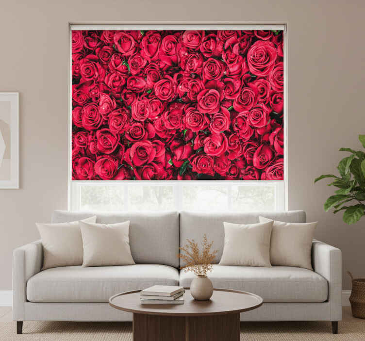 Living room roller blind with red floral texture - TenStickers