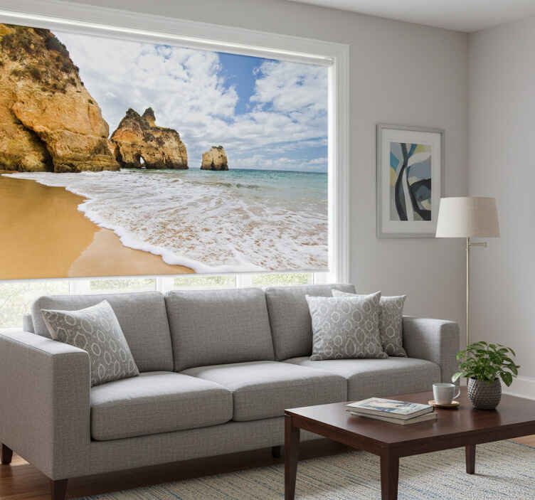 Coast living room roller blind - TenStickers