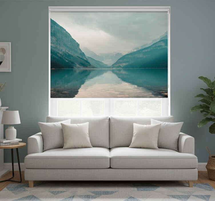 Estore de rolo para sala paisagem aquática tranquila - TenStickers