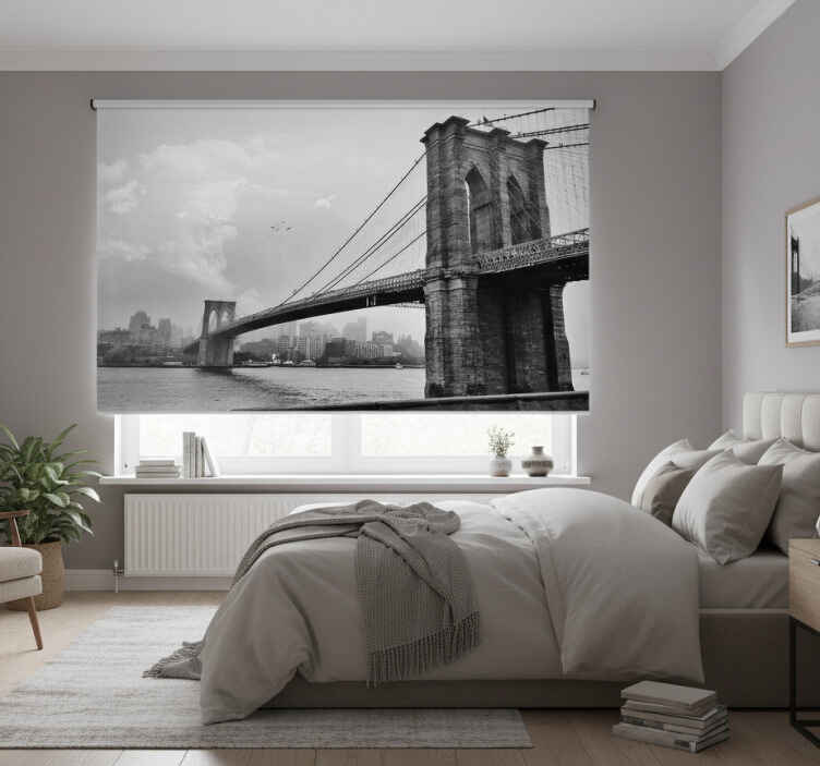 Cortina roller gris mural de sala con puente de nueva york - TenVinilo