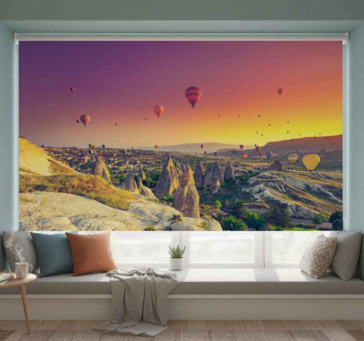 Blind bedroom with hot air balloons over cappadocia - TenStickers
