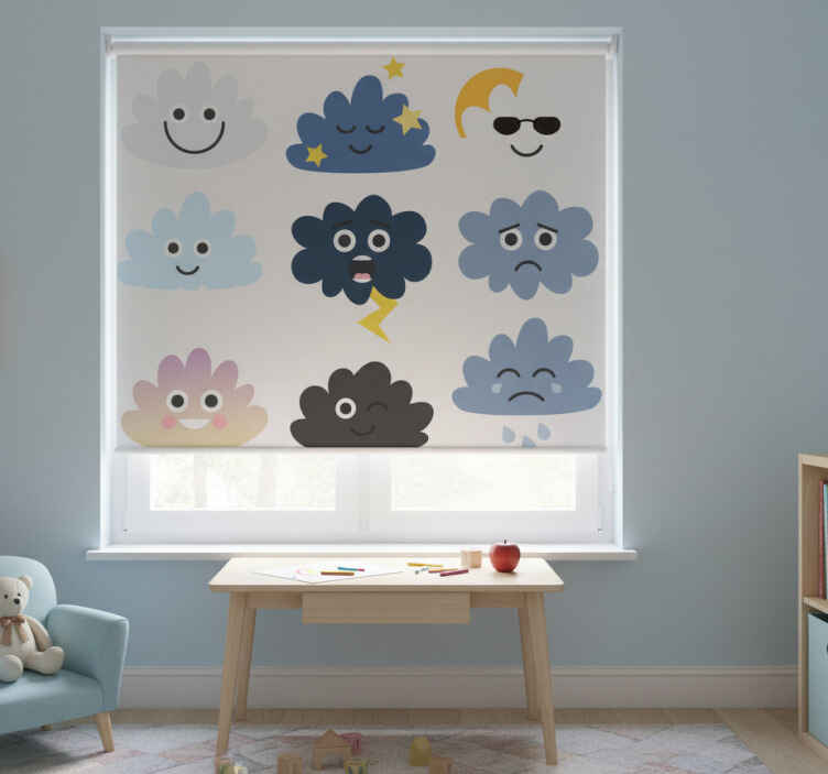 Rollo fenster kinderzimmer wolken mit gesichtern - TenStickers