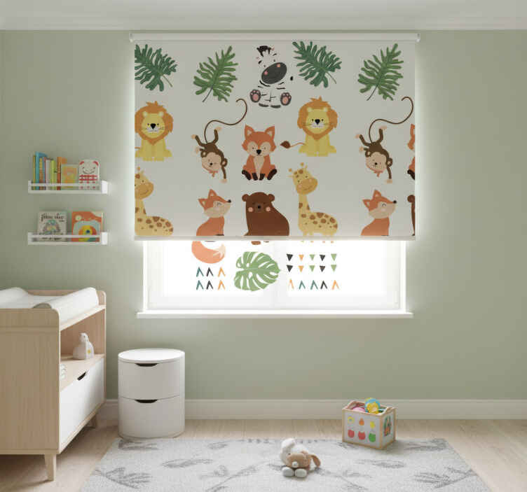 Children's blind featuring cute wild animals and leaves - TenStickers