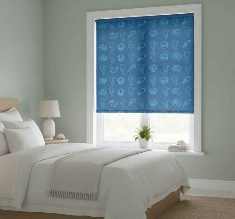 Bedroom roller blind with shells and sea horses - TenStickers