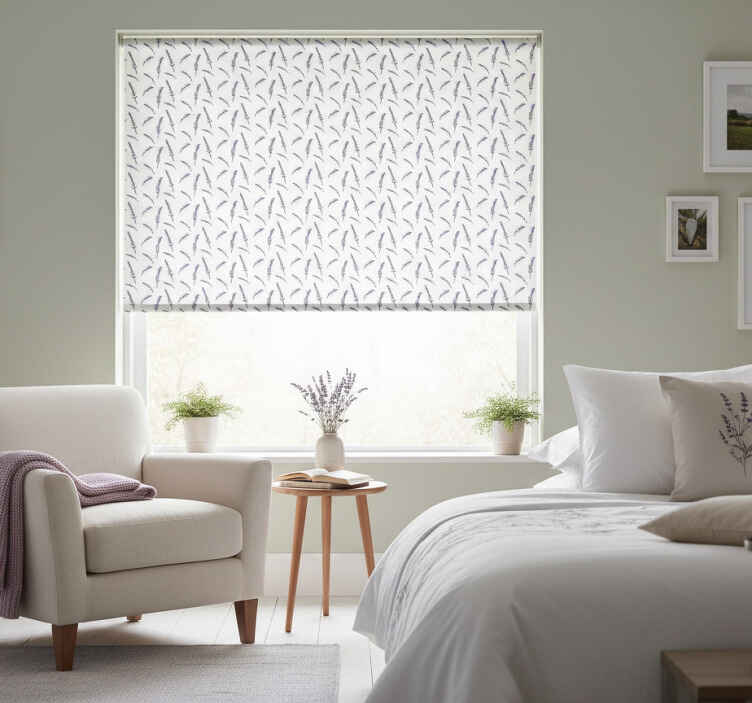 Flower roller blind lavender motif - TenStickers