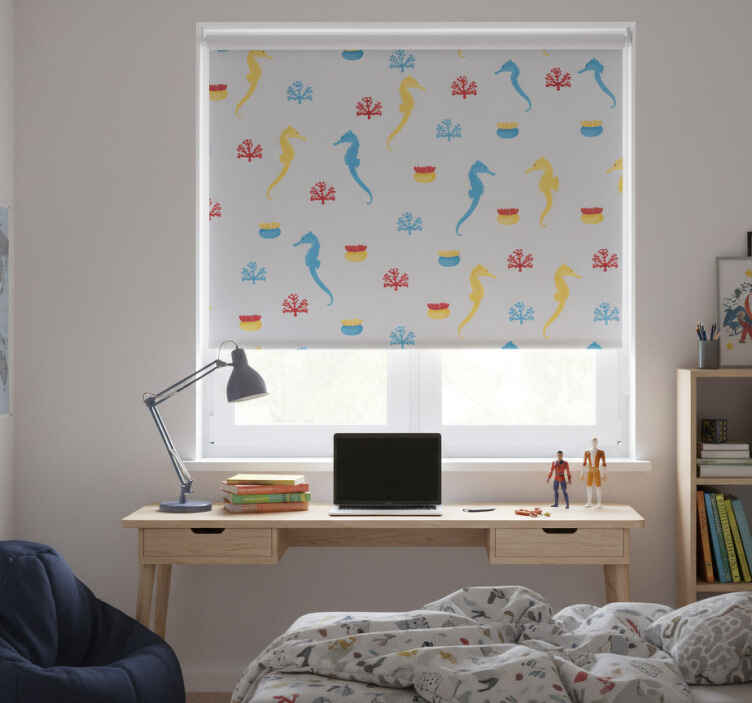 Estore de rolo juvenil cavalo-marinho e coral - TenStickers