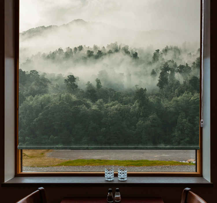 Store enrouleur arbre brume de forêt luxuriante - TenStickers