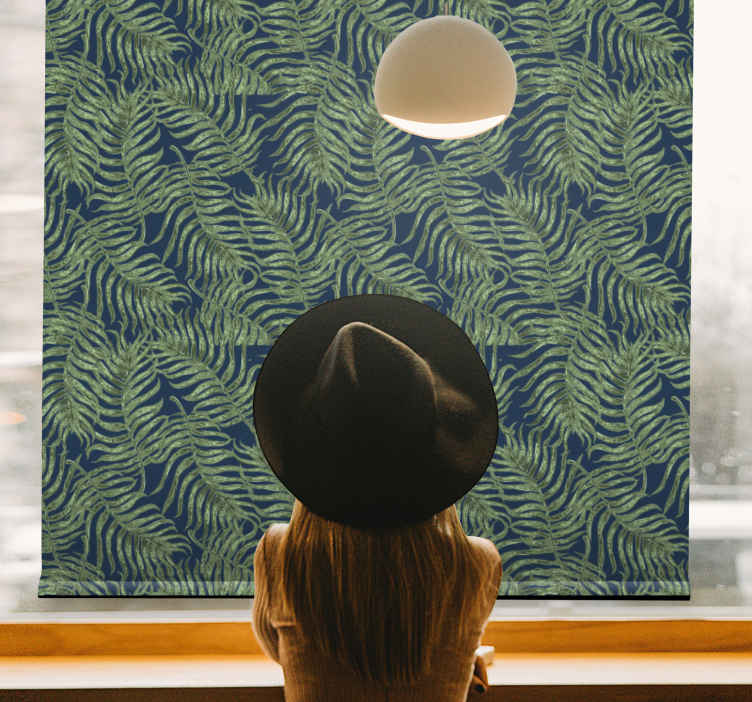 Tenda a rullo fiore e pianta Foglie tropicali su uno sfondo scuro