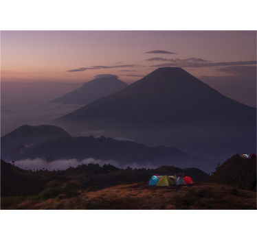 Cortina roller cocina excursionistas con montaña nublada - TenVinilo
