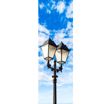 Toile fenêtre cuisine lampadaire et nuages - TenStickers
