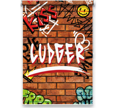 Roletai paaugliškas grafitis ant plytų - „Tenstickers“