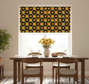 Rullegardin spisestue solblomst svart bakgrunn - Tenstickers