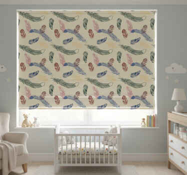 Cortina roller infantil plumas de colores - TenVinilo