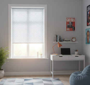 Cortina roller juvenil fondo azul con estrellas grises - TenVinilo