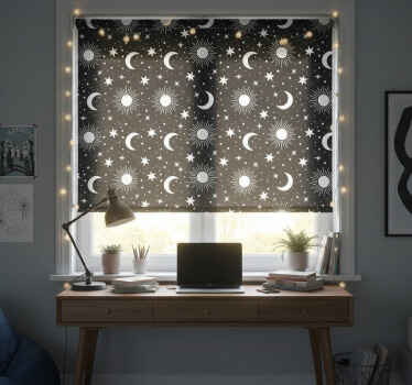 Cortina roller juvenil estrellas y lunas blancas - TenVinilo
