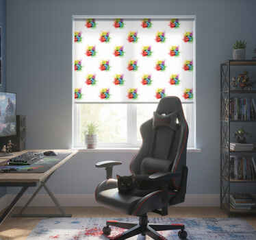 Cortina roller juvenil patrón de cabezas de trooper - TenVinilo