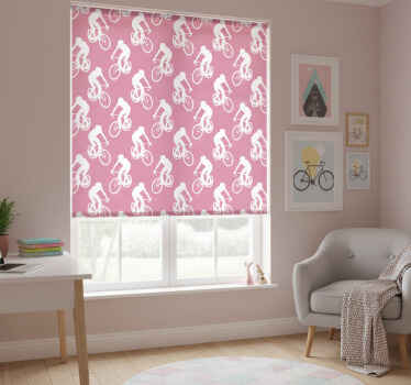 Cortina roller rosa patrón ciclistas blancos - TenVinilo
