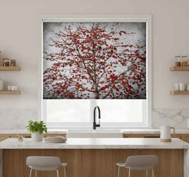 Cortina roller cocina árbol minimalista con flores rojas - TenVinilo