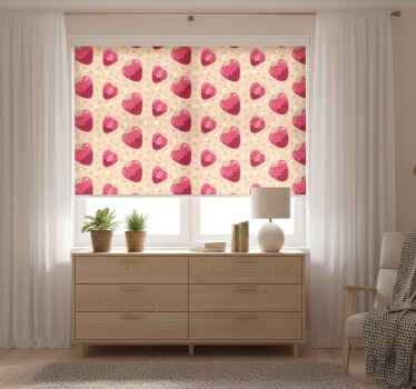 Kitchen roller blind with strawberry pattern on beige - TenStickers