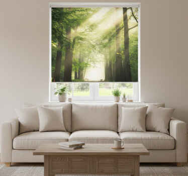 Cortina roller living comedor bosque verde con sol - TenVinilo