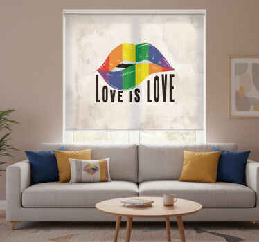 Cortina roller living comedor concepto labios orgullo - TenVinilo