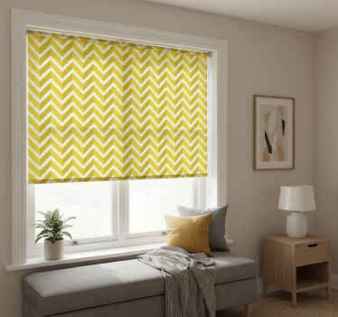 Yellow blind with geometric arrow pattern - TenStickers
