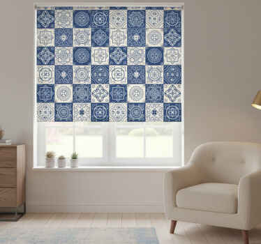 Niebieska roleta w wzór niebieskich płytek - TenStickers