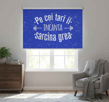 Niebieska roleta, która zachwyca swoją mocą - TenStickers