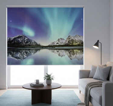 Rolgordijn woonkamer noorderlicht meer - TenStickers