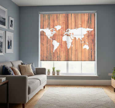 Rolgordijn woonkamer wereldkaart op houten tafels - TenStickers